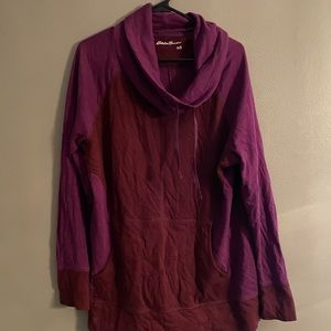 Worn a handful of times Eddie Bauer cow neck sweatshirt.